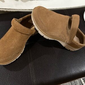 Skechers Women's Brown Suede Slip-On Loafers